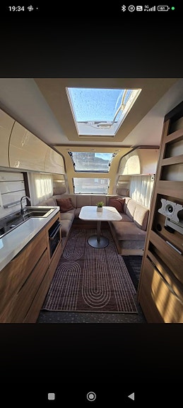 Adria Alpina  763 UK Plus 11 of 15