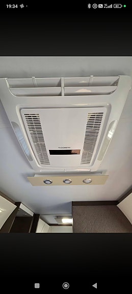 Adria Alpina  763 UK Plus 12 of 15