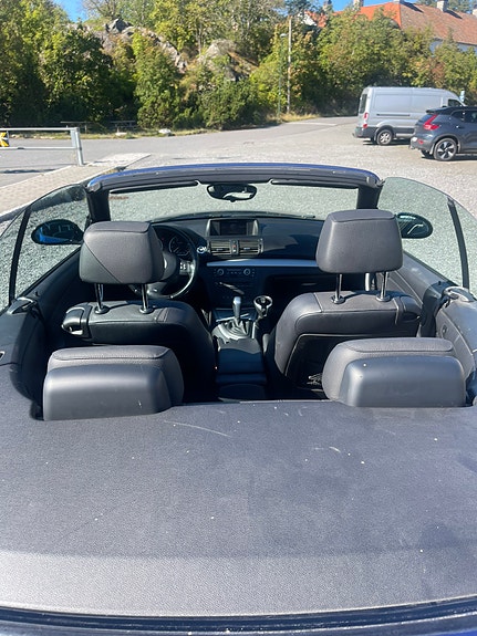 BMW 118i 6 of 20
