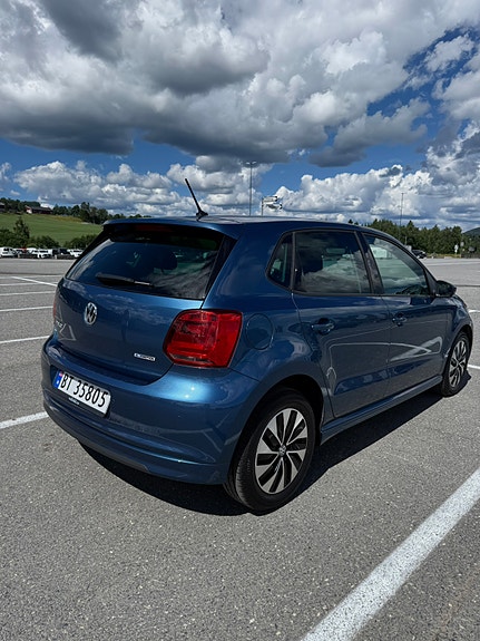 Volkswagen Polo 4 of 5