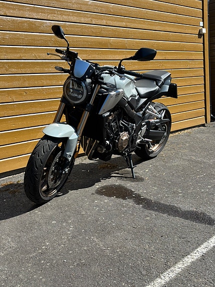 Honda CB 650 R 5 of 10