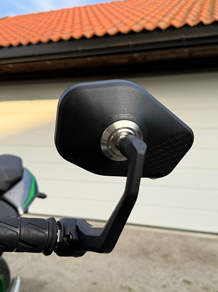 Kawasaki Z900 SE 2025 – Meget påkostet – Kun 8 000 km – Én eier 15 of 19