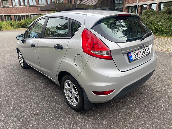 Ford Fiesta 6 of 10