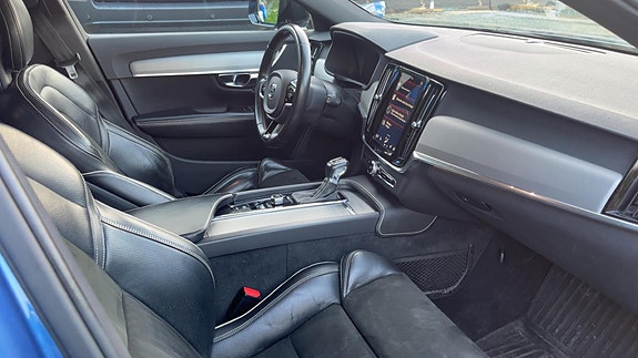 Volvo V90 13 of 16