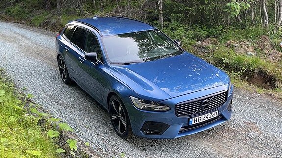 Volvo V90 2 of 16
