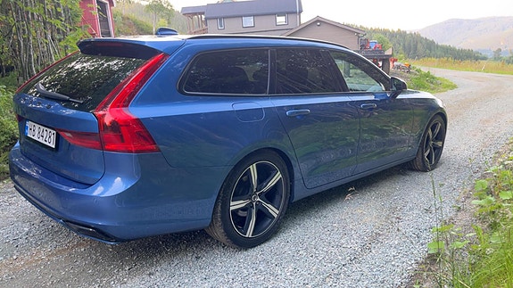 Volvo V90 5 of 16