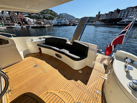 Azimut 50 Fly CAT C12. 3stk dieselvarmere. Gedigen fly. Nydelige linjer. Skipsre 15 of 30