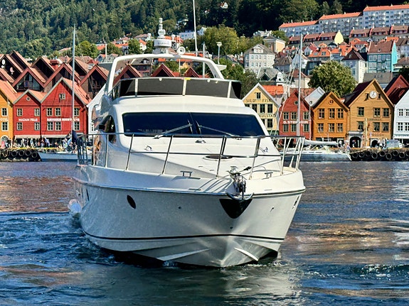 Azimut 50 Fly CAT C12. 3stk dieselvarmere. Gedigen fly. Nydelige linjer. Skipsre 3 of 30