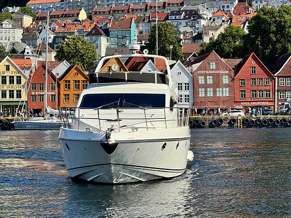 Azimut 50 Fly CAT C12. 3stk dieselvarmere. Gedigen fly. Nydelige linjer. Skipsre 4 of 30