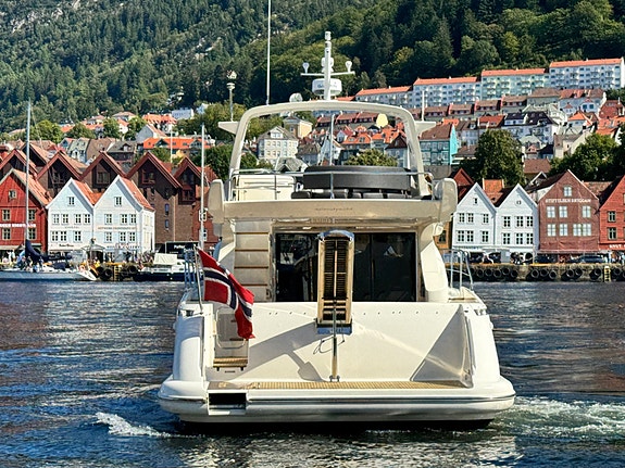 Azimut 50 Fly CAT C12. 3stk dieselvarmere. Gedigen fly. Nydelige linjer. Skipsre 9 of 30