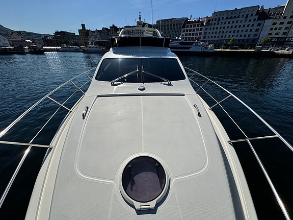 Azimut 50 Fly CAT C12. 3stk dieselvarmere. Gedigen fly. Nydelige linjer. Skipsre 22 of 30