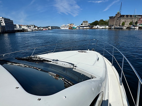 Azimut 50 Fly CAT C12. 3stk dieselvarmere. Gedigen fly. Nydelige linjer. Skipsre 20 of 30