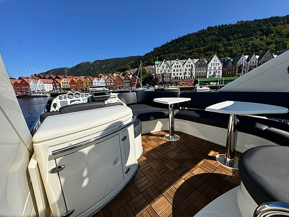Azimut 50 Fly CAT C12. 3stk dieselvarmere. Gedigen fly. Nydelige linjer. Skipsre 24 of 30