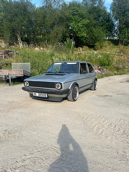 Volkswagen Golf I 3 of 5