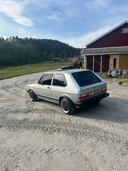 Volkswagen Golf I 5 of 5