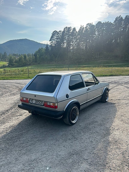 Volkswagen Golf I 4 of 5