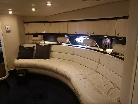 Kom med bud før  vinteropplag! Sunseeker Superhawk 48 14 of 23