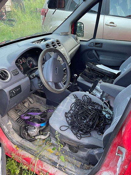 Ford Transit Connect 5 of 5