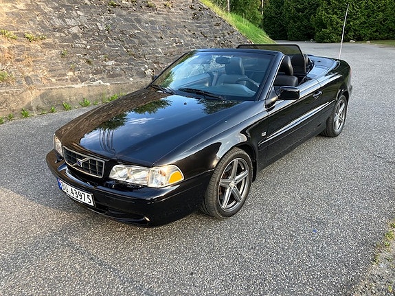 Volvo C70 4 of 5
