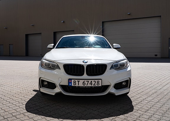 BMW 218d 2 of 30