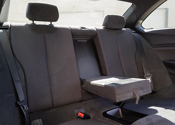 BMW 218d 19 of 30