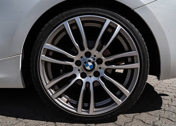 BMW 218d 11 of 30