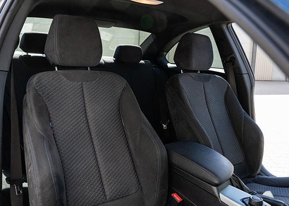 BMW 218d 15 of 30