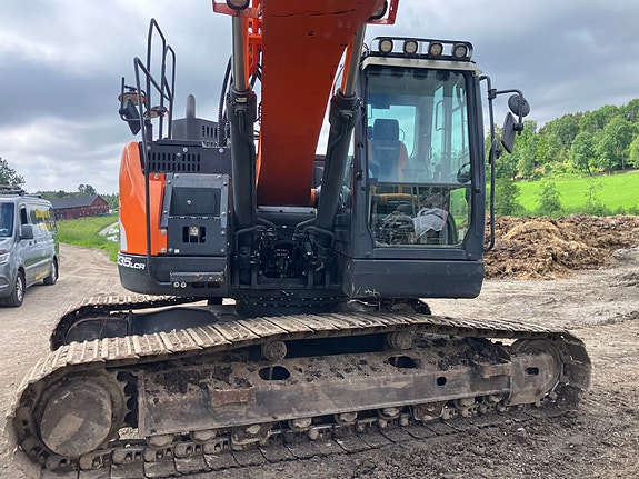 Doosan 235 5 of 5