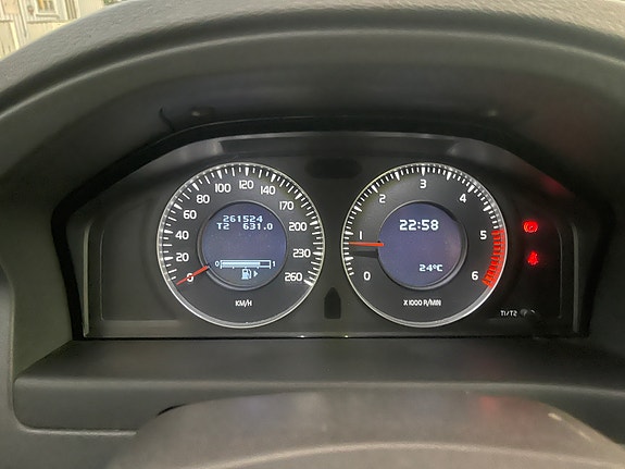 Volvo V70 14 of 14