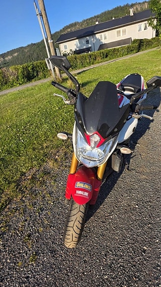 Yamaha FZ8-N 7 of 9