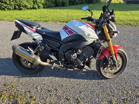 Yamaha FZ8-N 4 of 9