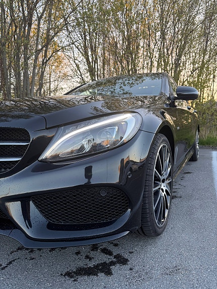Mercedes-Benz C-Klasse 2 of 16
