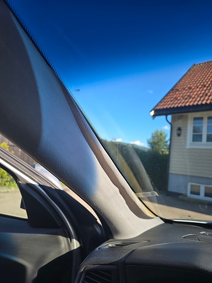 Volvo XC70 4 of 5