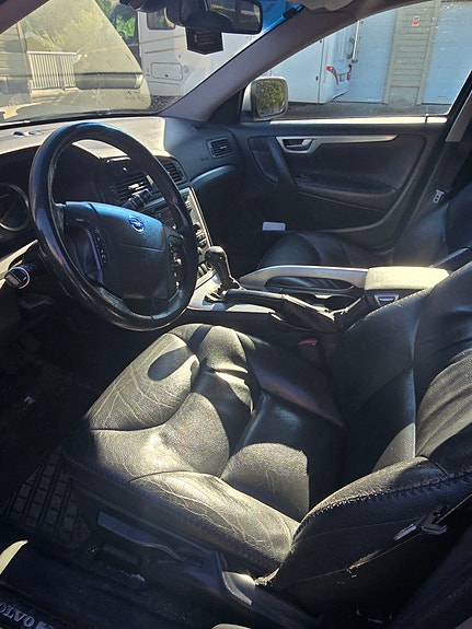 Volvo XC70 5 of 5