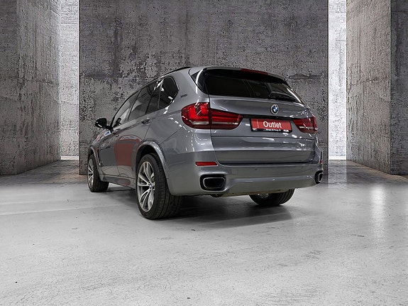 BMW X5 4 of 5