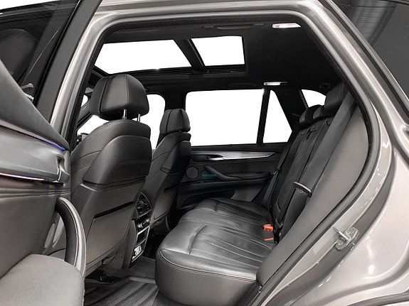 BMW X5 13 of 15