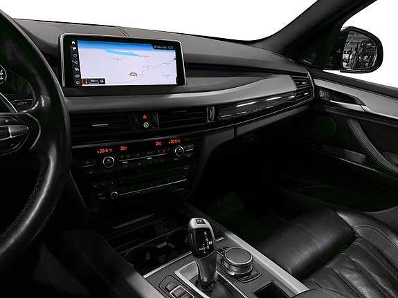 BMW X5 8 of 15