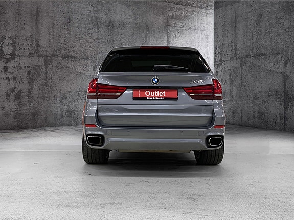 BMW X5 3 of 5