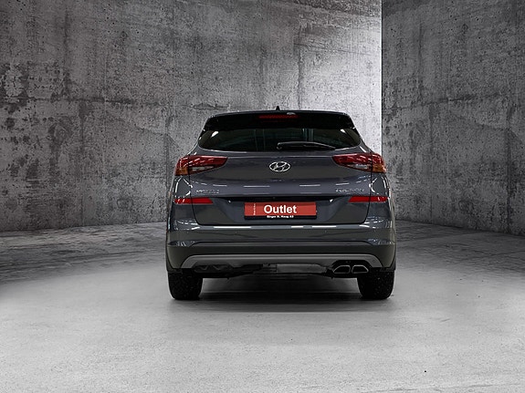 Hyundai Tucson 3 of 17
