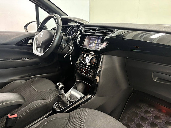 Citroen DS3 28 of 30