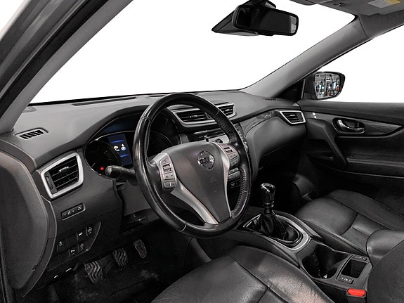 Nissan X-Trail 6 of 16
