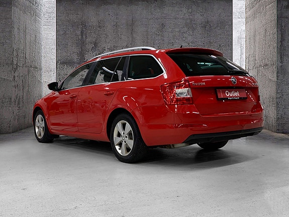 Skoda Octavia 3 of 5