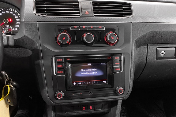 Volkswagen Caddy Maxi 9 of 12