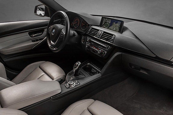 BMW 335i 18 of 30