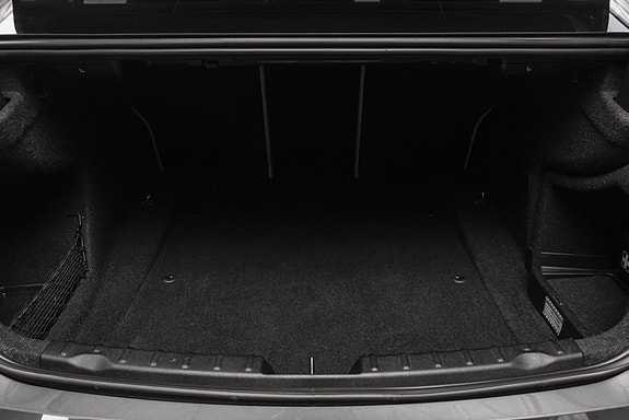 BMW 335i 21 of 30