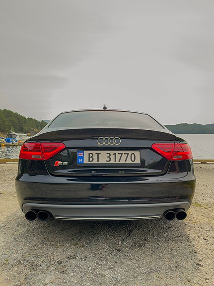 Audi S5 12 of 30