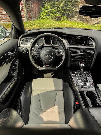 Audi S5 22 of 30