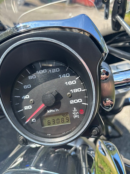 Suzuki VZ 800 intruder 5 of 5