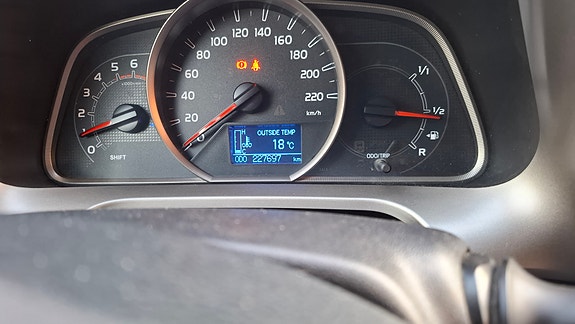 Toyota RAV4 8 of 9