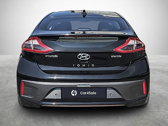 Hyundai IONIQ 4 of 5